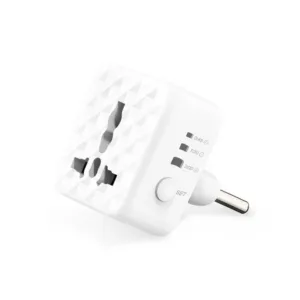 Green Lion Universal Conversion Plug - White